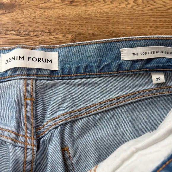 Aritzia Denim Forum The '90s Wide Jean High Rise 29 NWOT - Picture 5 of 8